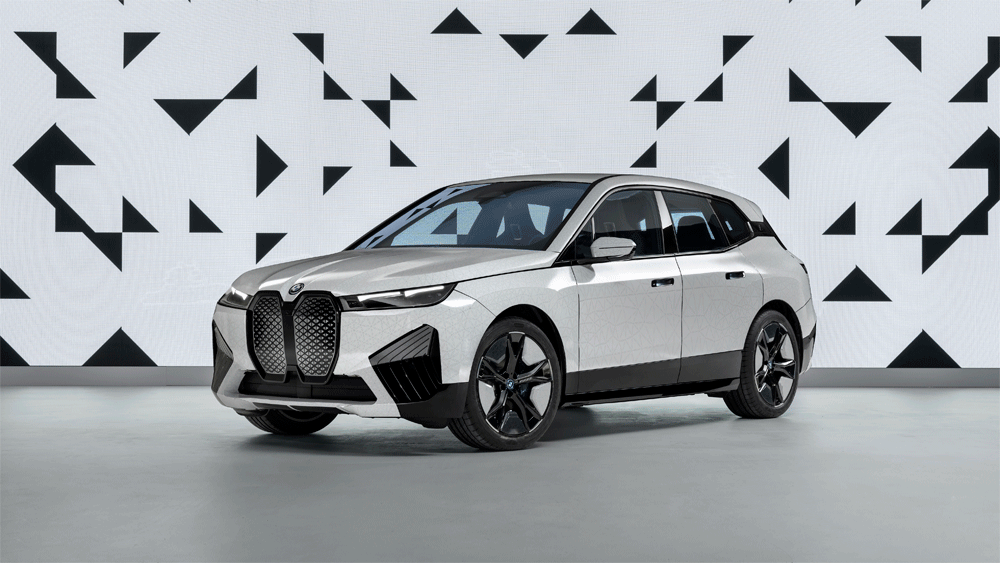 BMW sắp ra mắt xe tự đổi màu
